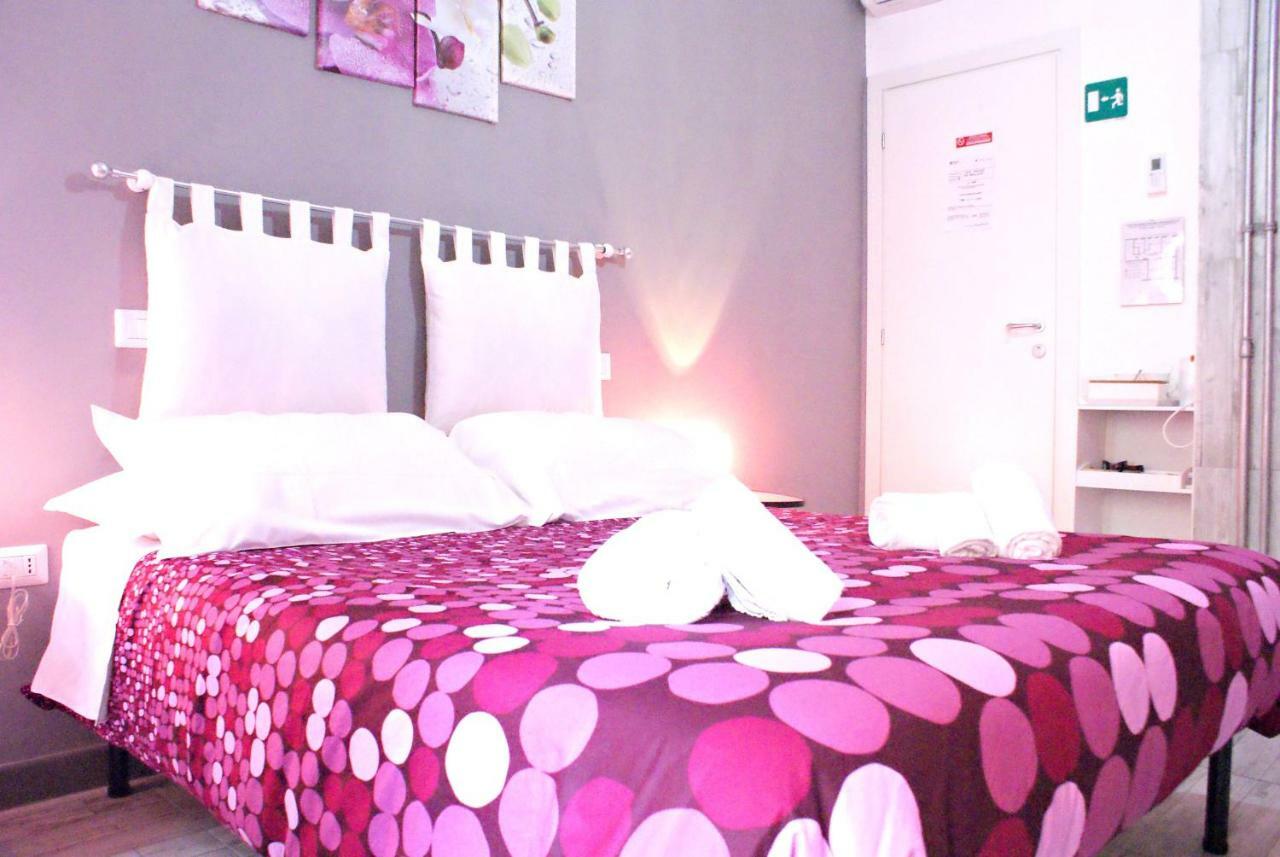 Like Family House Bed & Breakfast Rome Exterior photo